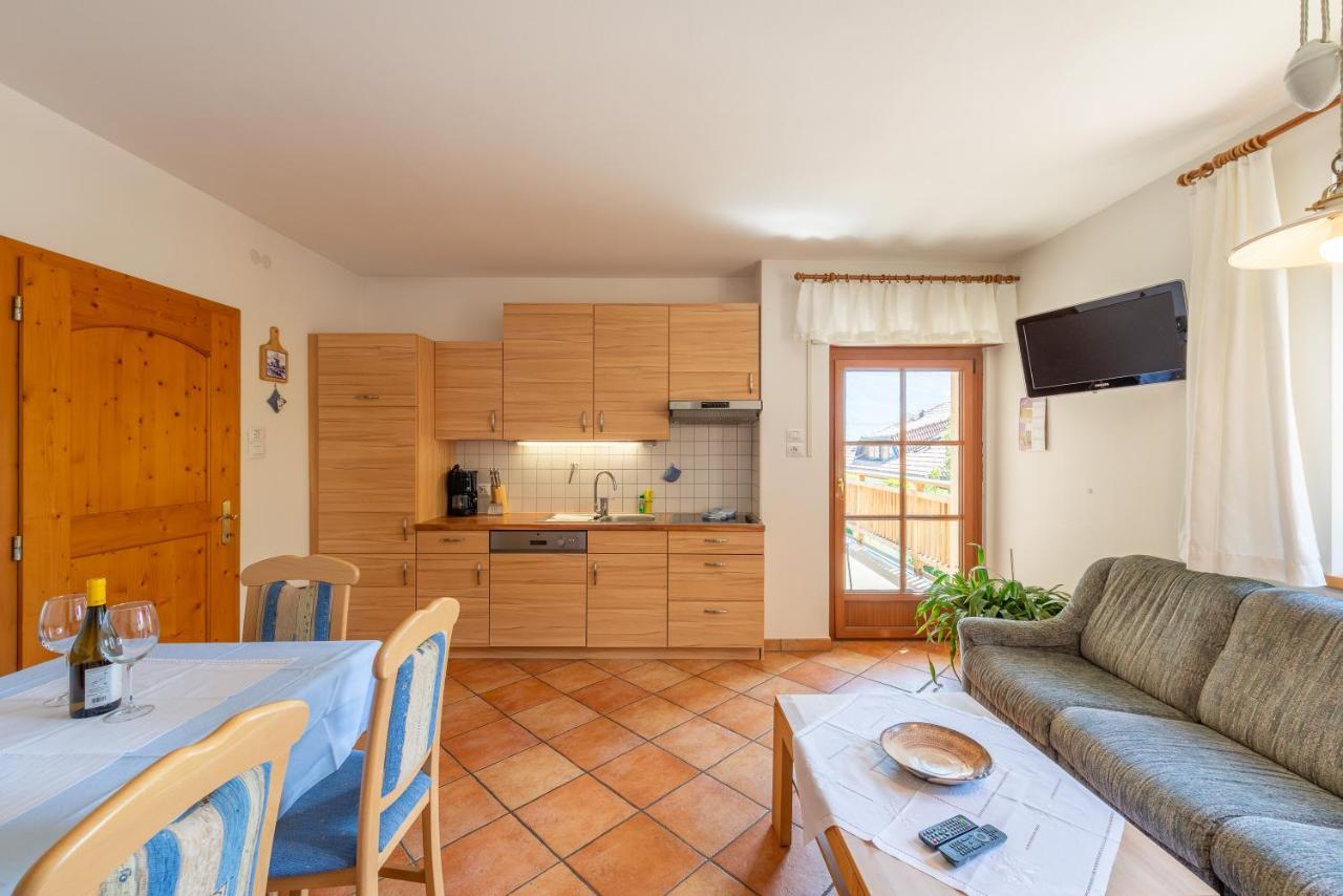 Haus Bellutti Apartment Termeno Exterior photo